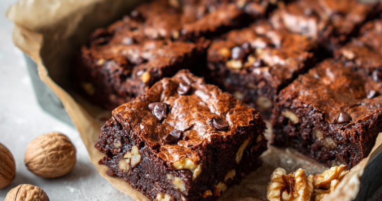 Brownies aux Noix Moelleux : Douceur Irrésistible